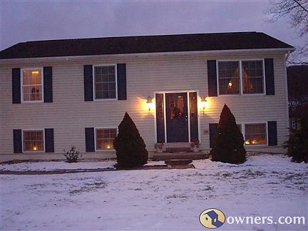 1st image of 111 Ebony Ln