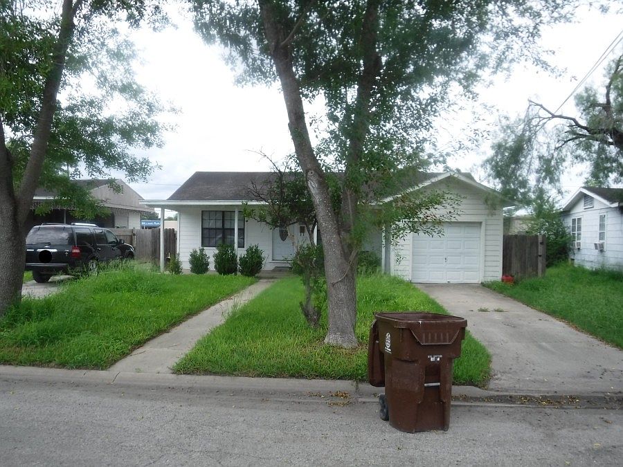 1st image of 1227 W Circle Dr