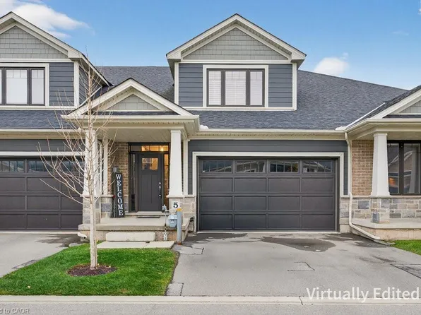 5 Macassa Ct, Grimsby, ON L3M 0H8