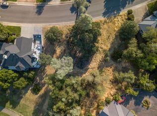 1866 Gold Hills Dr, Redding, CA 96003