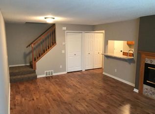 2033 Southcross Dr W APT 403, Burnsville, MN 55306