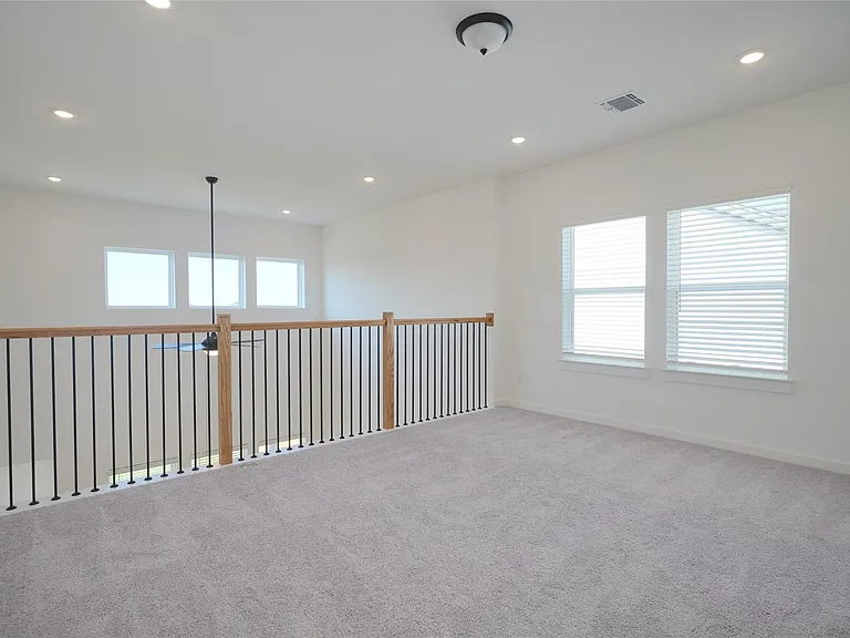 1250 N Roger Hanks Pkwy — Photo 17