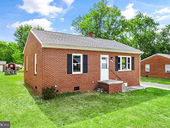 3rd image of 294 Crim Dr