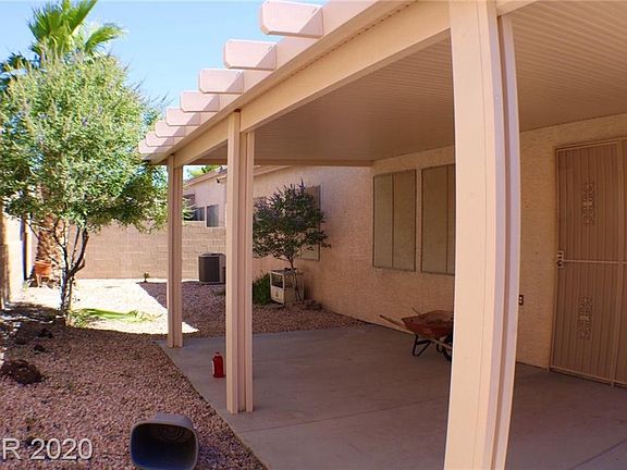 2nd image of 4605 Rockpine Dr