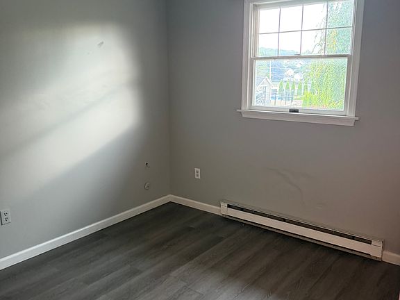 5th image of 39 Gain St