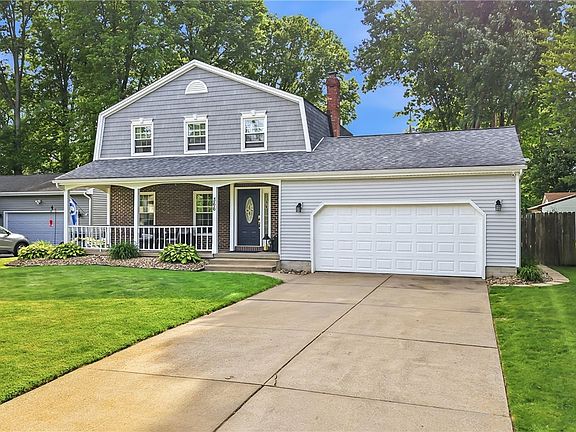 3rd image of 366 Westview Ave