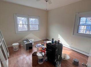 10 Gilman St #1B, Somerville, MA 02145