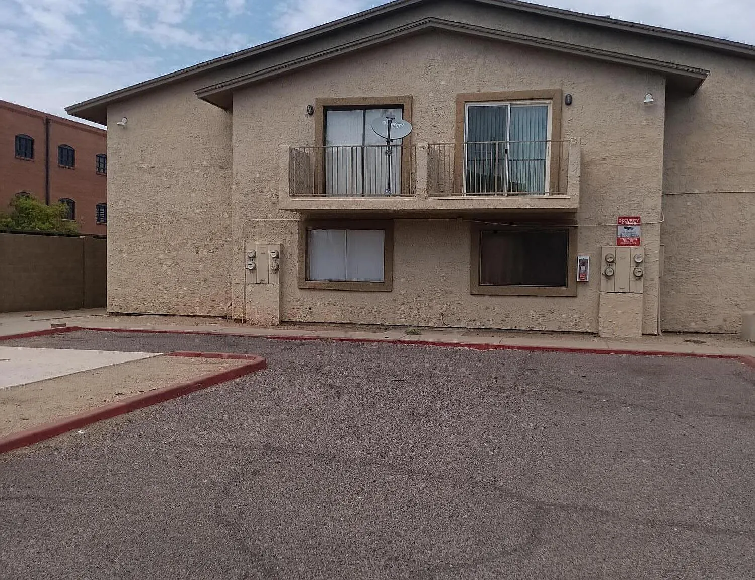 2 bed, 872 sqft, $1,850 — Photo 2