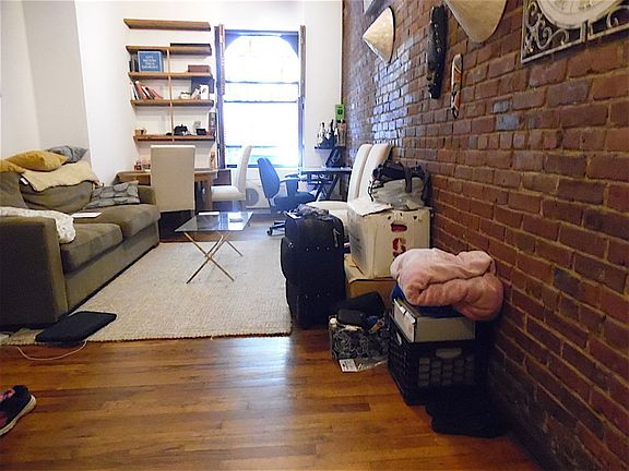 5th image of 203 W 80th St APT 1G