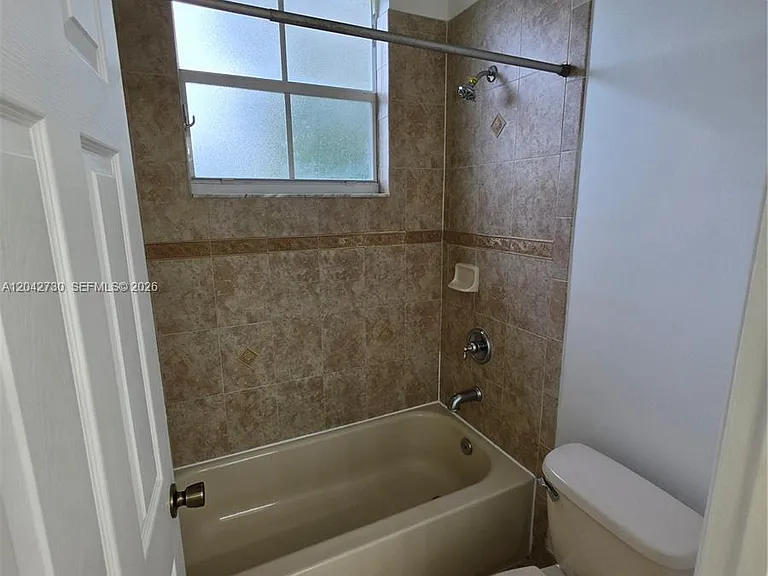 4906 SW 141st Ave #4 — Photo 17