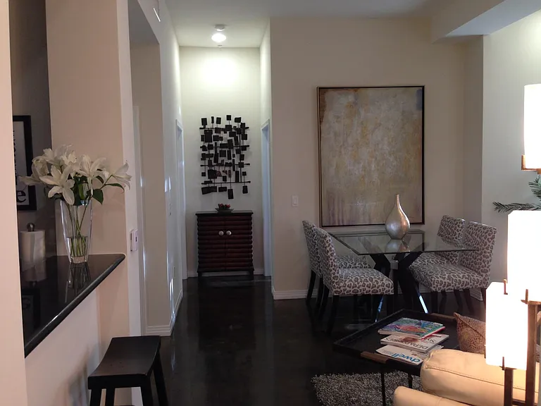 125 N Raymond Ave #409 — Photo 7