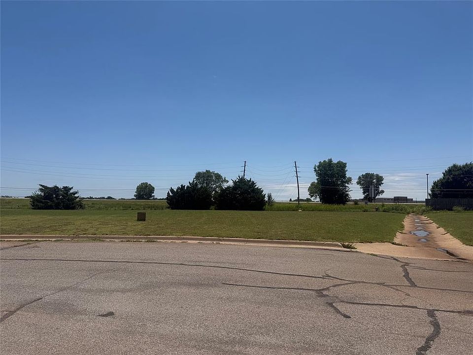 2nd image of Willow St Lot 17