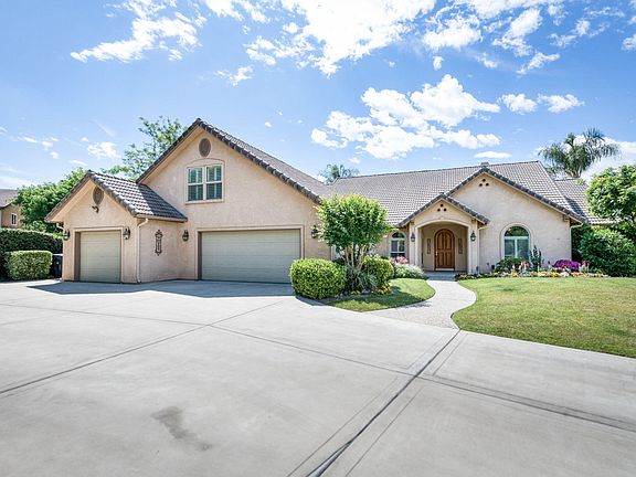 2nd image of 4907 W Lakewood Court