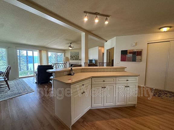 4th image of 9481 Winchester Rd