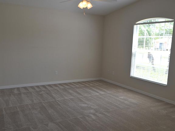3rd image of 811 Angelina Ct