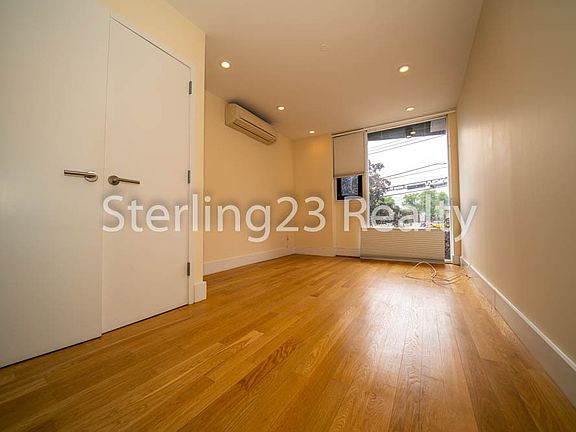 5th image of 11-42 31st Ave #1