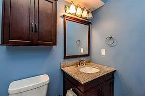 3 bed, 2.0 bath, 1798 sqft, $1,800 — Photo 2