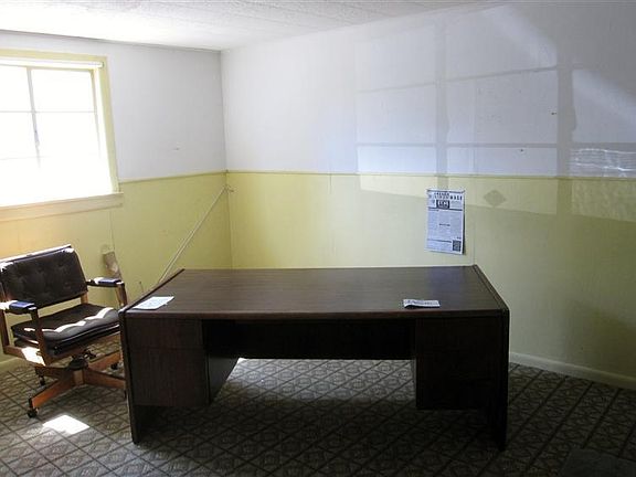 5th image of 1460 Fruitdale Dr