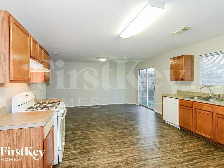 19811 Creston Cove Ct — Photo 6