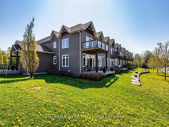 5th image of 29 Lakewood Cres #111