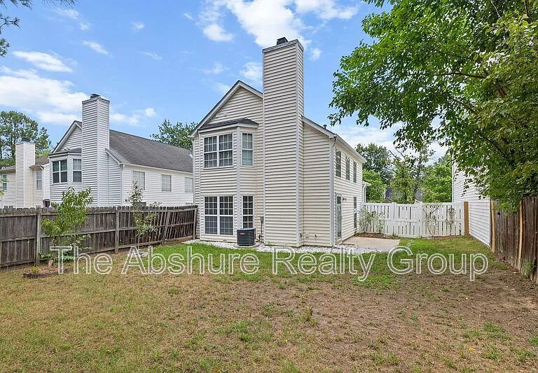 4224 Lake Woodard Dr — Photo 30