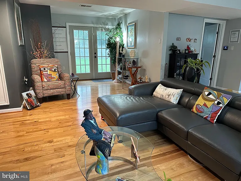 2485 Fenwick Cir — Photo 10