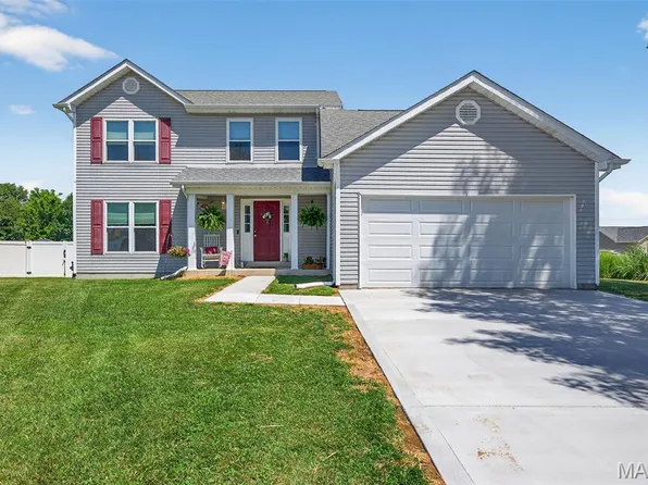 1471 Cochise Dr, O'Fallon, MO 63366