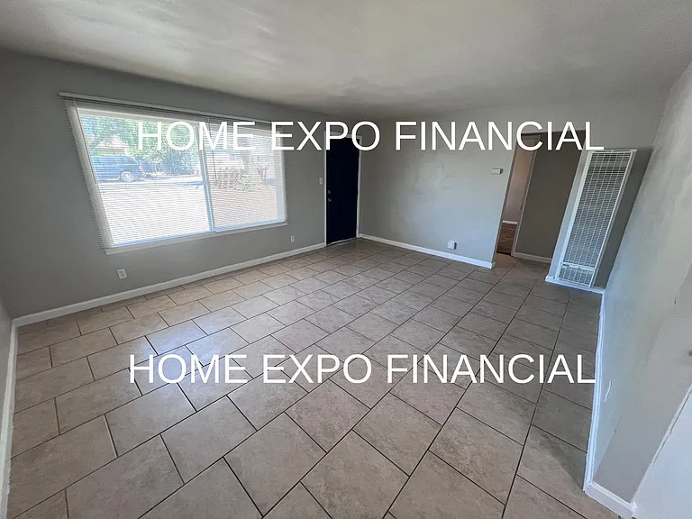 4256 Avon St — Photo 10