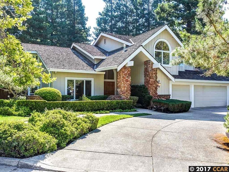2nd image of 2100 Canyon Oak Ln