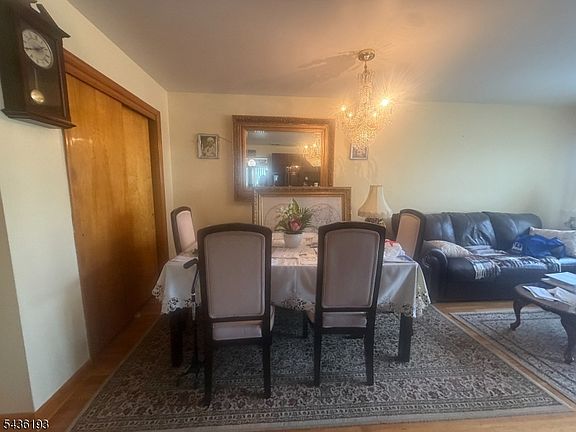 2nd image of 72 Morrell Pl
