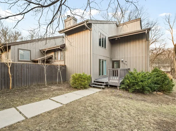 7505 N 55th Plz, Omaha, NE 68152