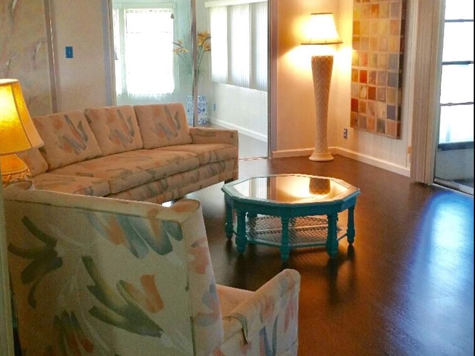 1st image of 2905 Bay Oaks Dr