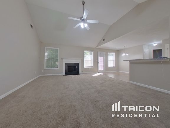 2nd image of 4650 Camelot Dr