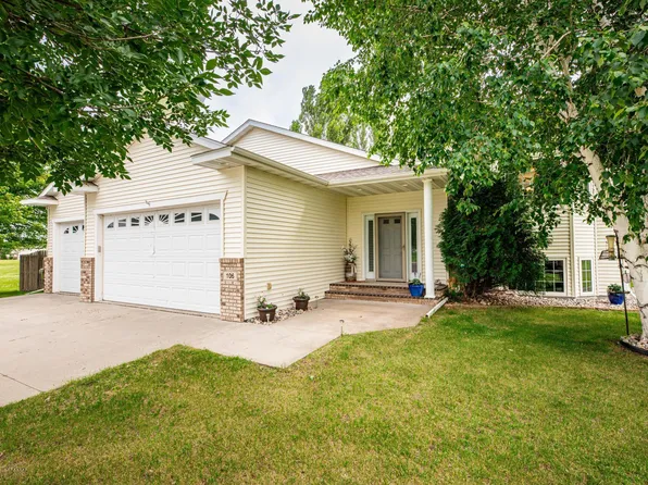 106 12th St NE, Barnesville, MN 56514