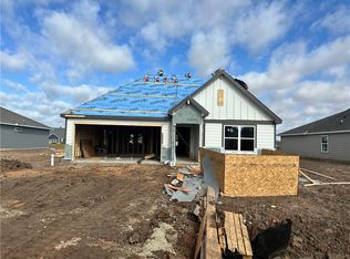 509 Harvest Lake Dr, Snook, TX 77878