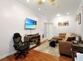 963 965th Blvd, Weehawken, NJ