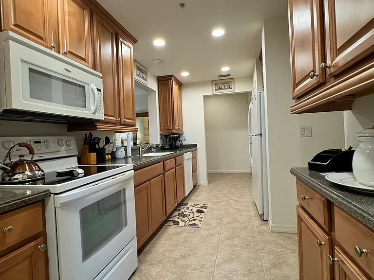 7212 Hamilton Rd — Photo 17