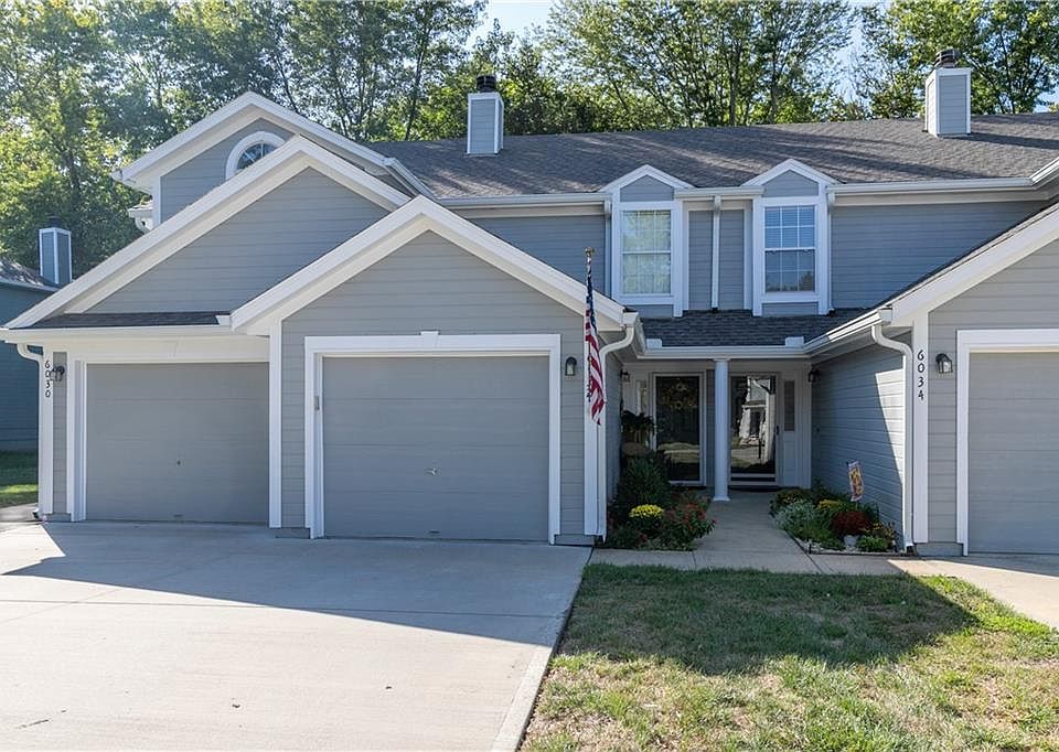 1st image of 6032 NE Moonstone Dr