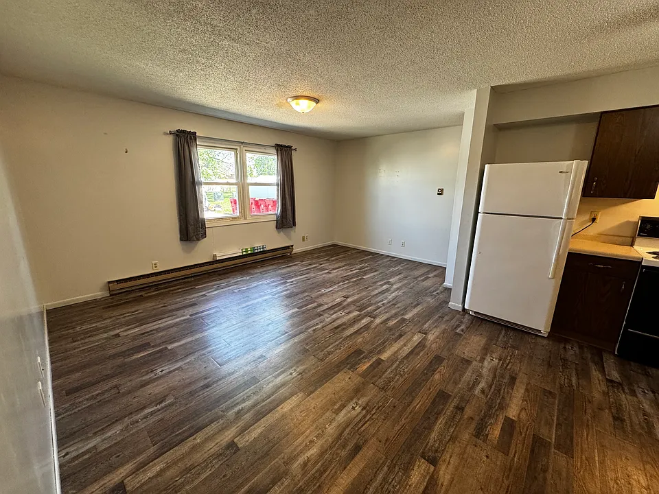 402 2nd Ave SW #7