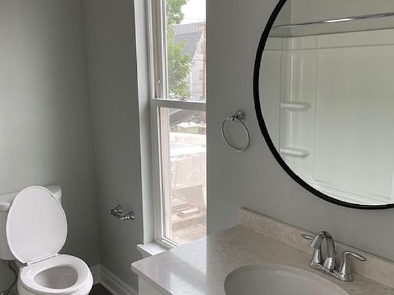 4th image of 1010 Elmwood Ave #201