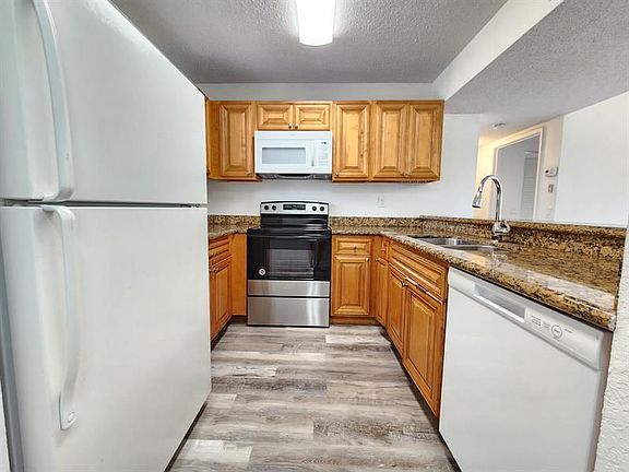 5th image of 1461 Windorah Way APT F