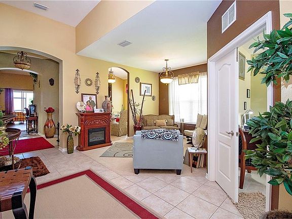 3rd image of 2511 River Briar Blvd