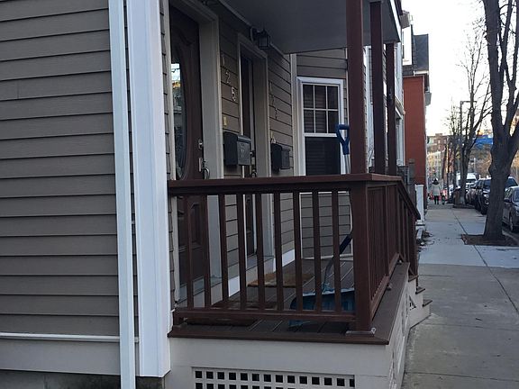 Front entranceentry