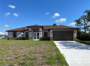 3725 4th St SW, Lehigh Acres, FL 33976