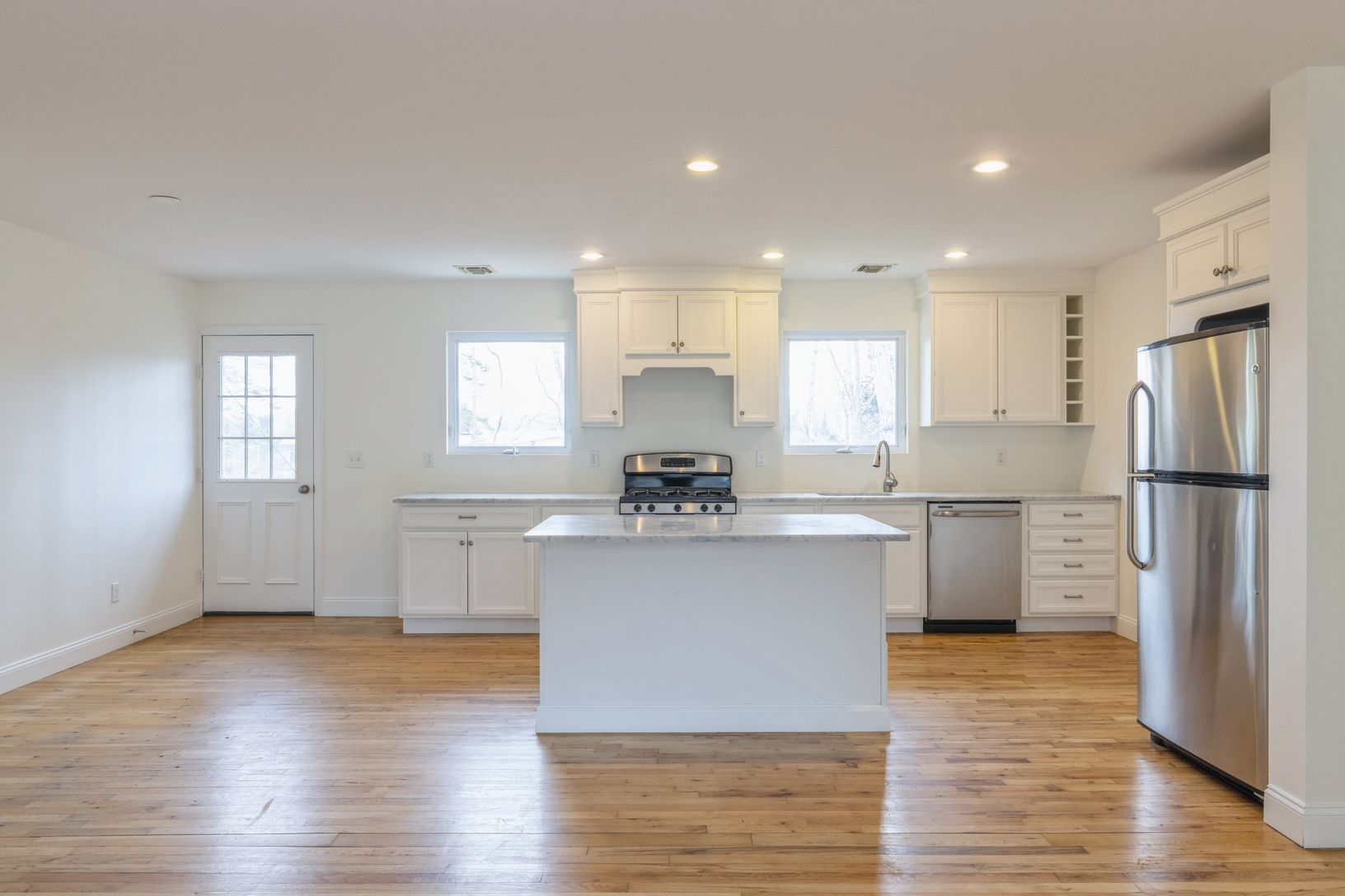 Open-plan layout