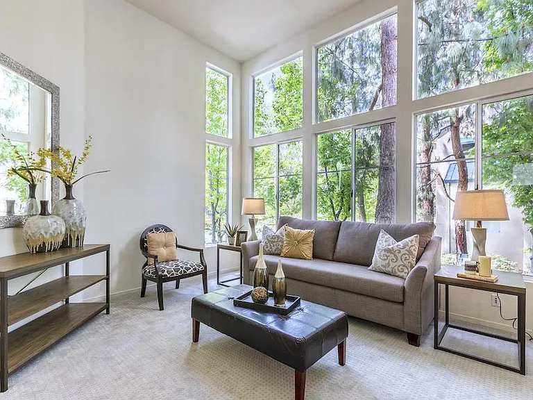 440 Navaro Pl #116 — Photo 32