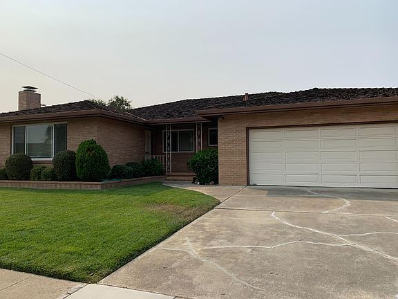 2nd image of 909 Del Monte Pl