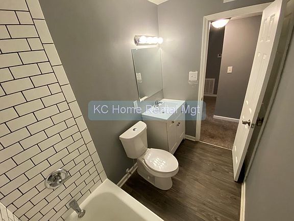 3rd image of 3118 N 55th St #A