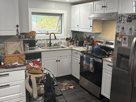5th image of 31 Maple St #5