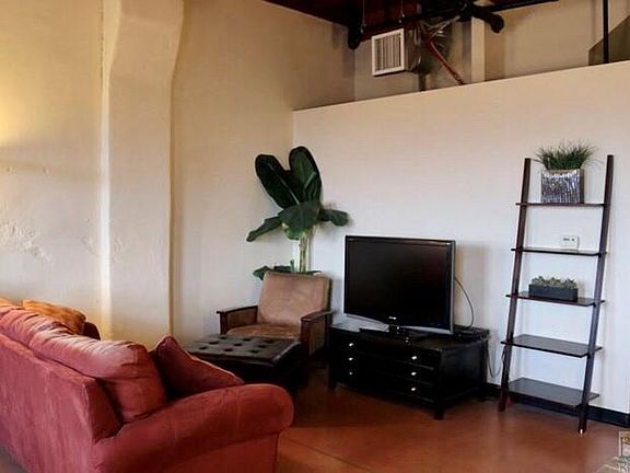 2nd image of 2702 Montana Ave APT 301